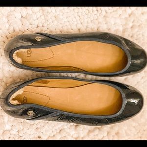 UGG Antora II flats - Navy